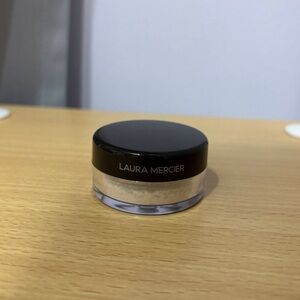 Laura Mercier Mini Translucent Loose Setting Powder